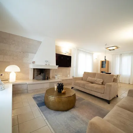 Macchia Bianca Villa San Michele Salentino