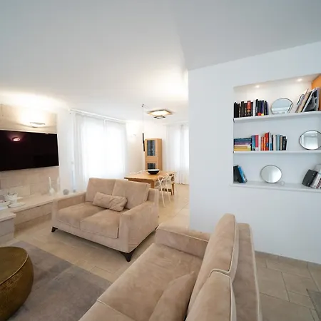 فيلة Macchia Bianca سان ميكيلي سالنتينو